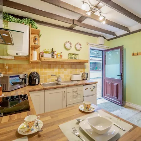 1 Bed In Rosslare Oc-ii15905